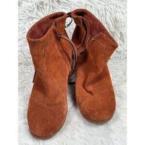 TOMS Boots Womens Size 8W Brown Suede Fringe Ankle Booties Block Heel Stacked